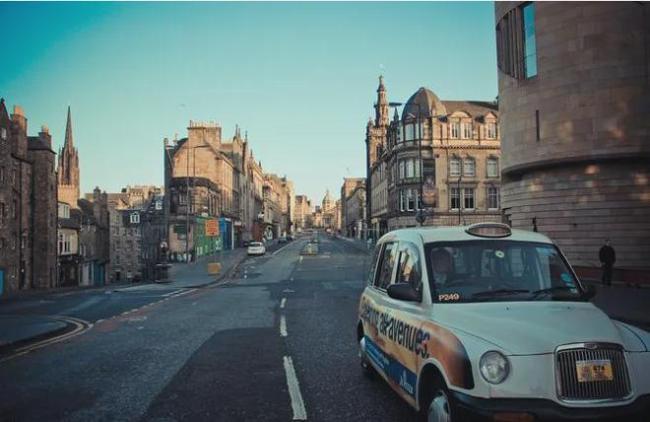 女生比例最高的幾所英國(guó)大學(xué),脫單困難啊!