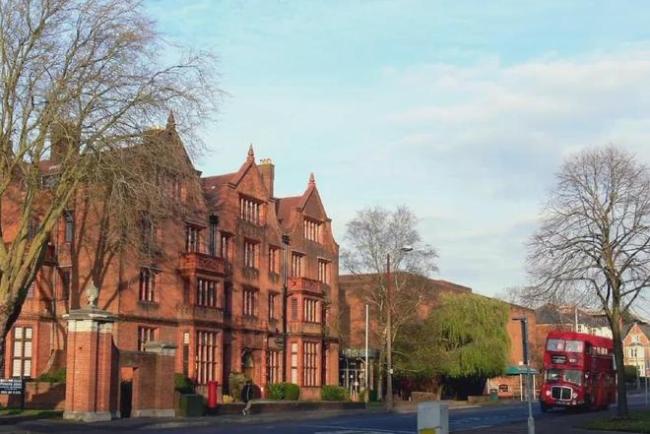 最不建議去的三所英國(guó)大學(xué)!