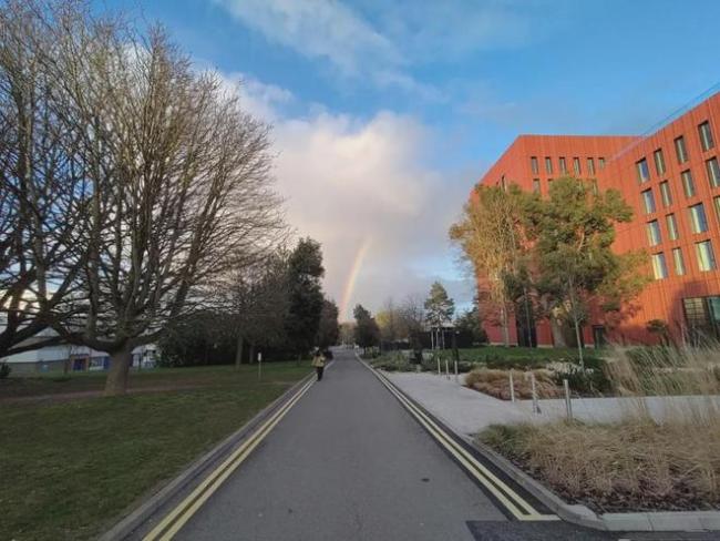 英國又缺錢了:留學生要收學費稅了!